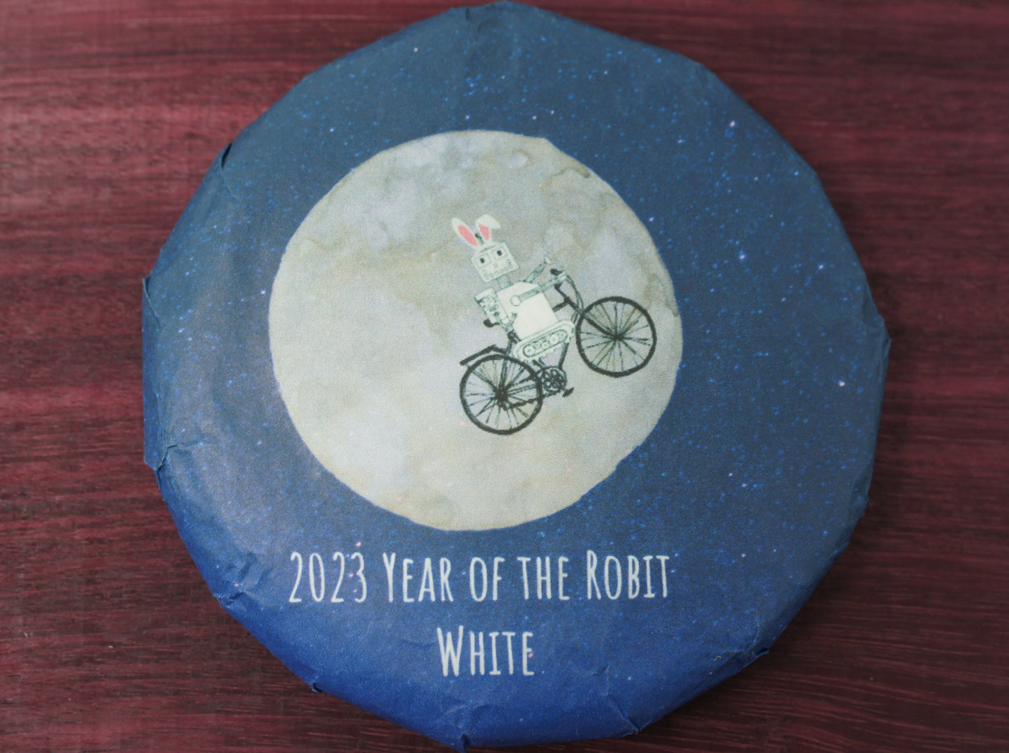 2023 Year of the Robit White 100g cake